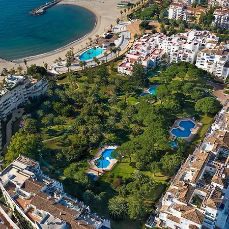 Espacioso En 1ª Linea De Playa * Marbella
